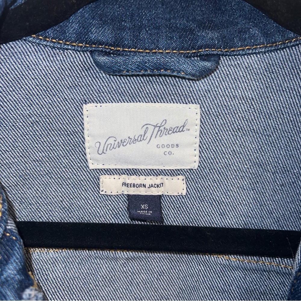 Universal Thread Blue Jean Jacket - Picture 3 of 4